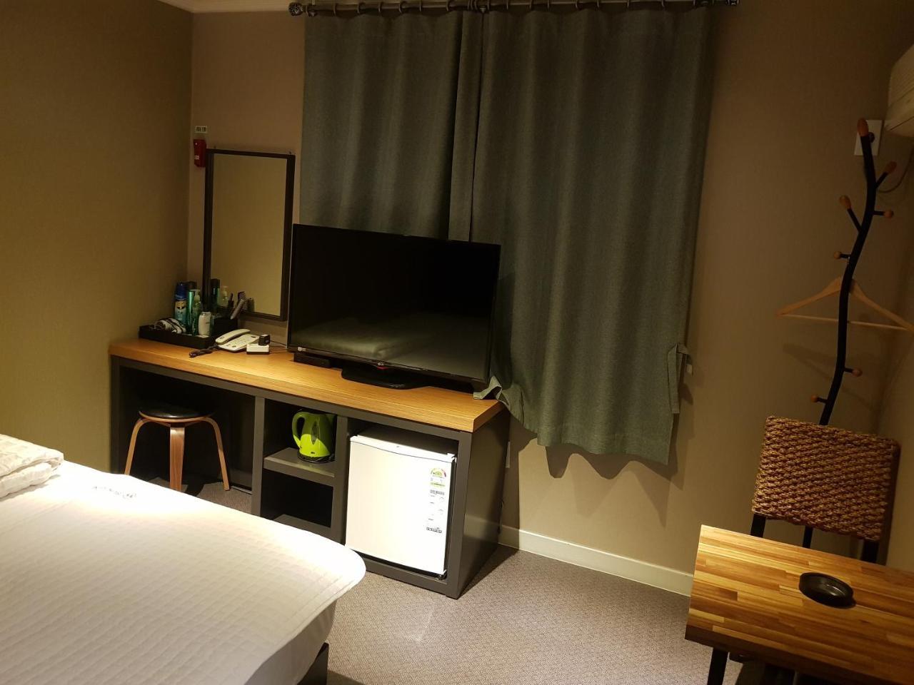 Sunshine Motel Busan Bagian luar foto