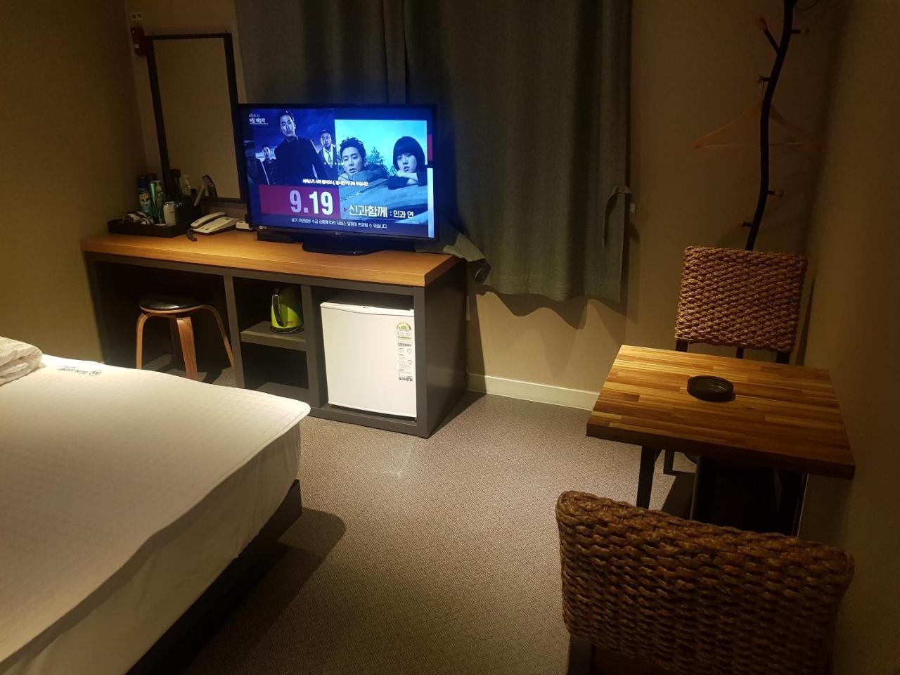 Sunshine Motel Busan Bagian luar foto